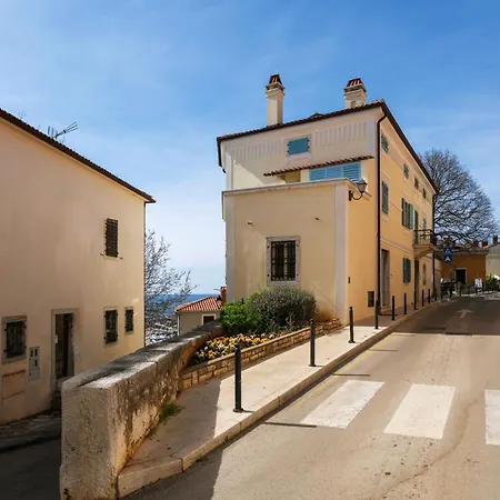 Apartments Eliza Vrsar Exterior photo